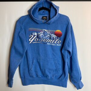 VTG Prairie Mountain Yosemite Embroidered Graphic Mountain Sunrise Hoody Size M